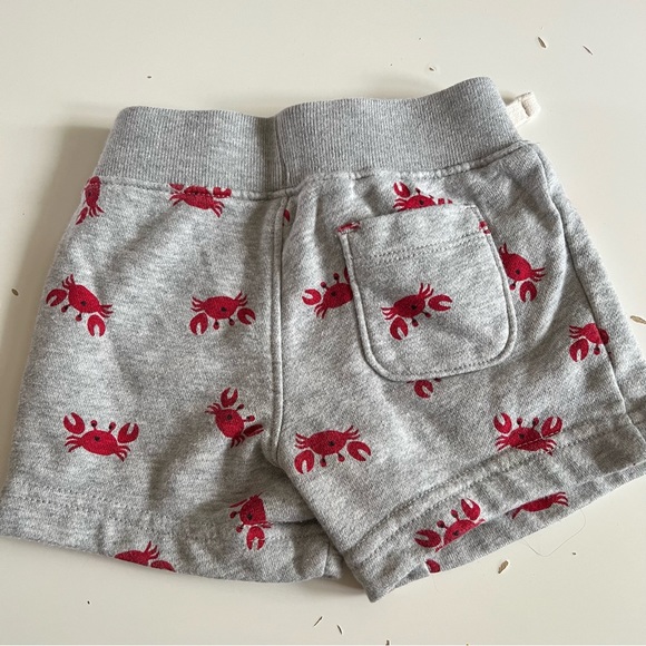 Baby Gap Baby Shorts 🦀 - Picture 3 of 4